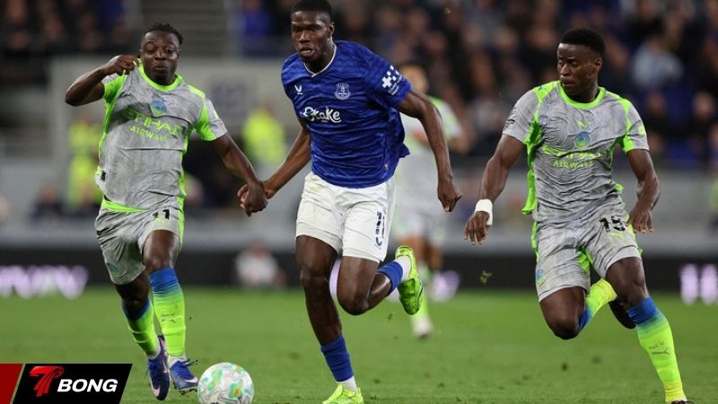 Diễn biến trận Everton 3-3 Man City